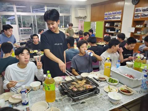 学寮歓迎会４